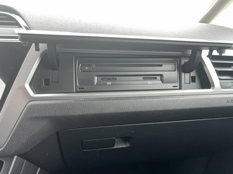 Volkswagen Touran - Photo 46