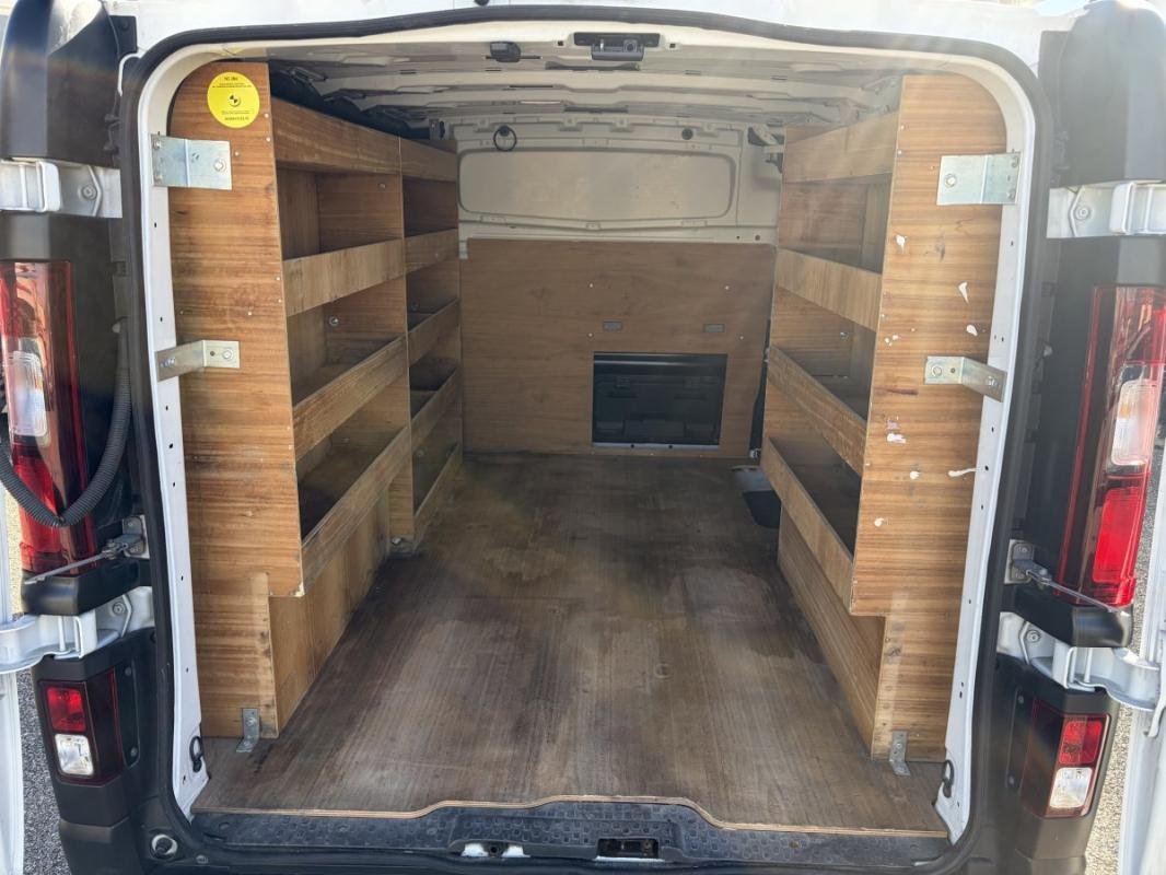 Renault Trafic - Photo 12