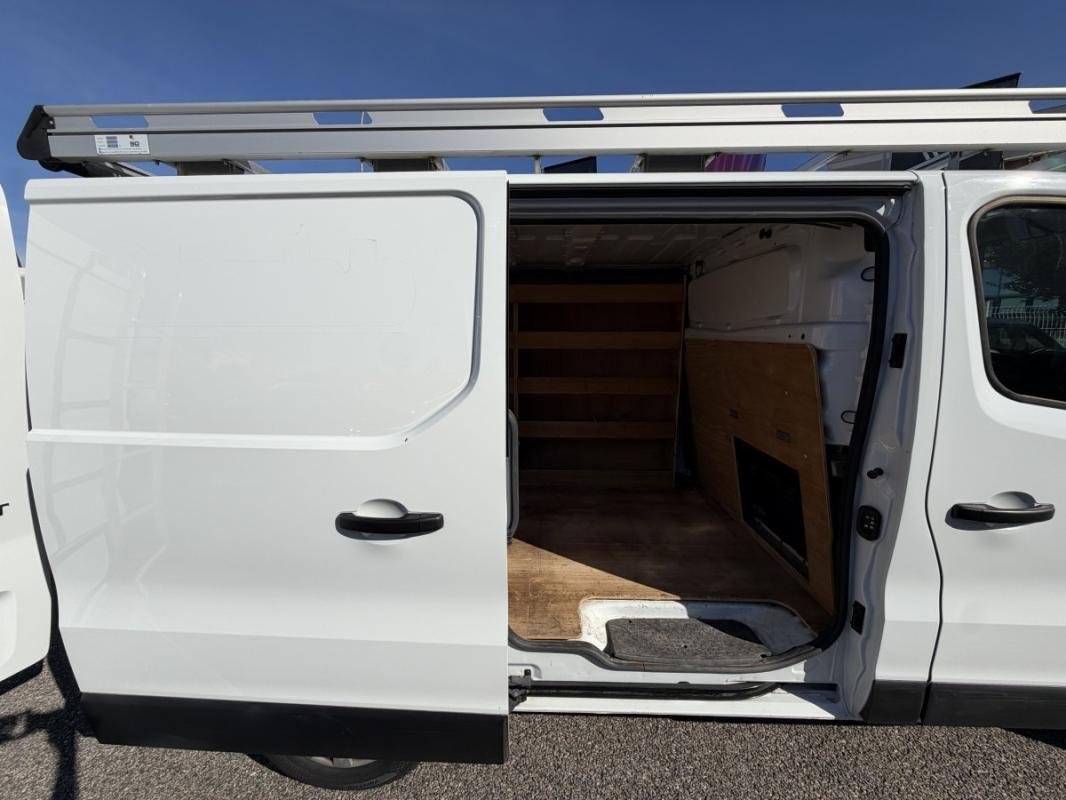 Renault Trafic - Photo 15