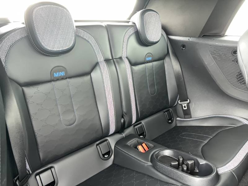 Mini Cooper - Photo 16