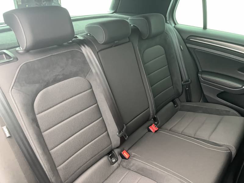 Volkswagen Golf - Photo 18