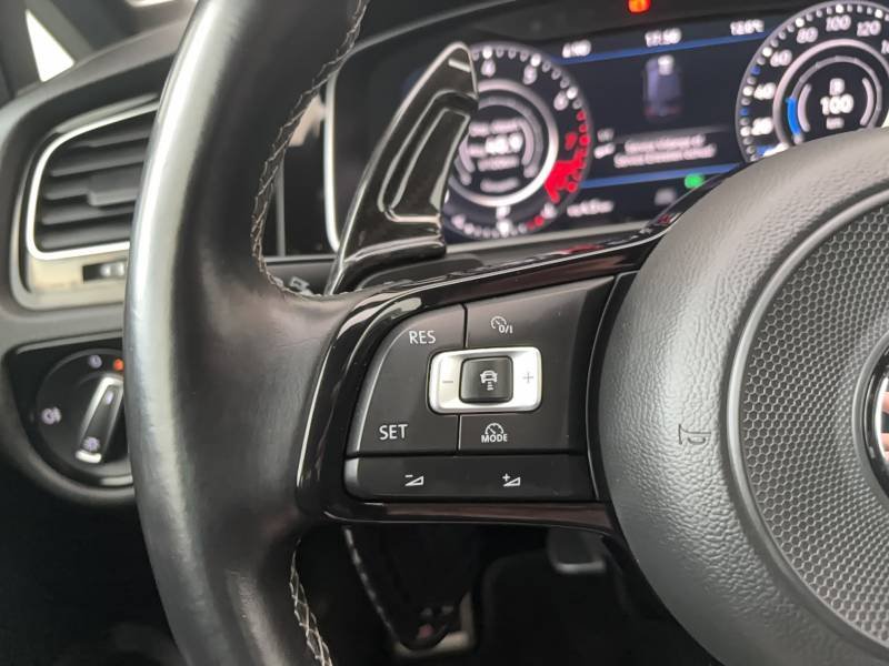 Volkswagen Golf - Photo 31