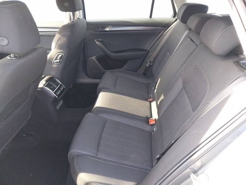 Skoda Superb - Photo 27