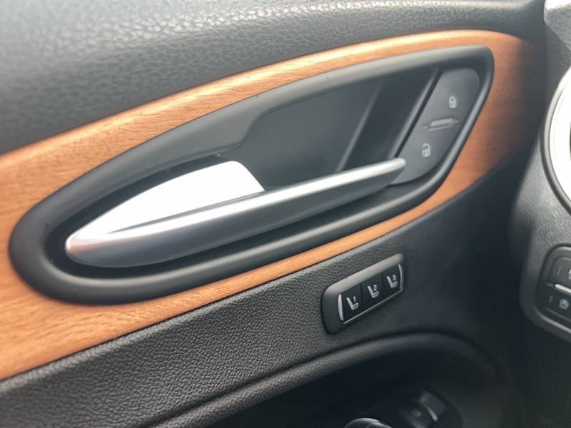 Alfa Romeo Stelvio - Photo 22