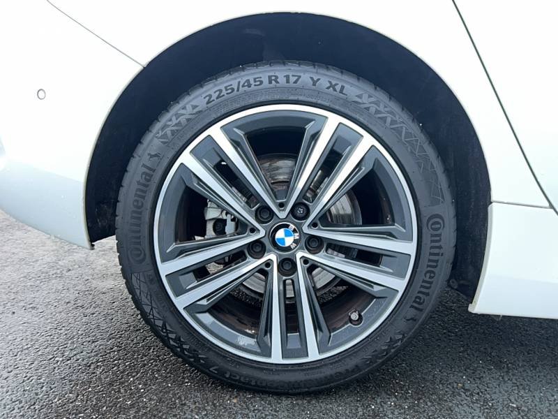 BMW Série 1 - Photo 13