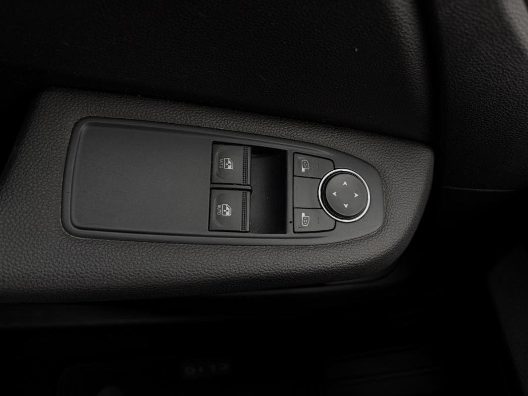 Renault Clio - Photo 17