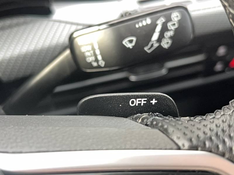 Volkswagen Golf - Photo 17