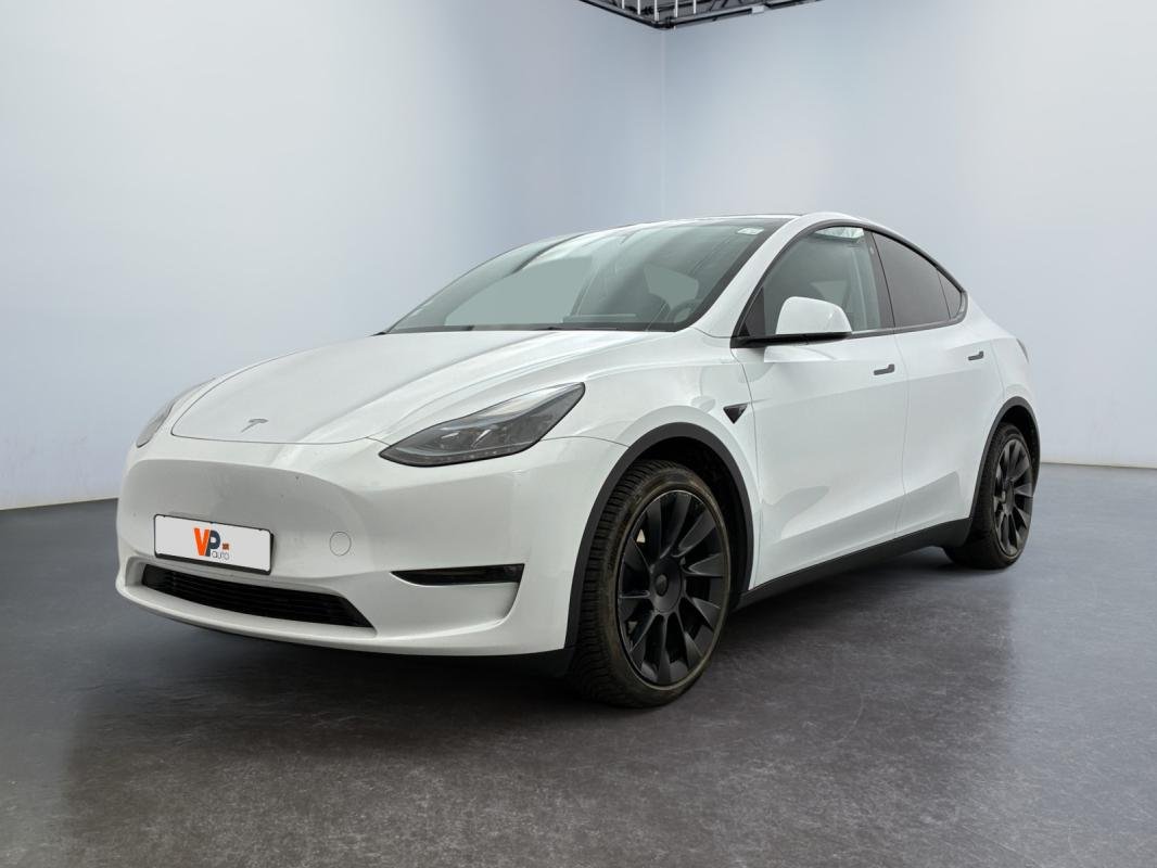 Tesla Model Y - Photo 1