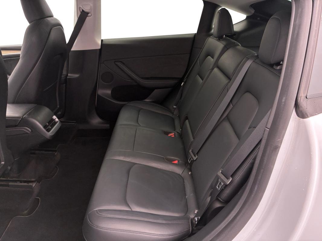 Tesla Model Y - Photo 14