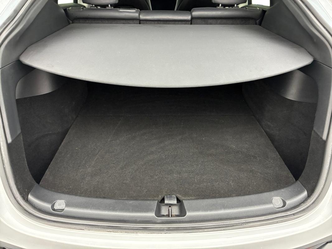 Tesla Model Y - Photo 15