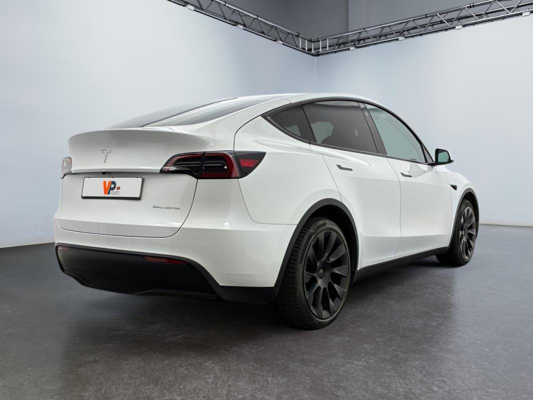 Tesla Model Y - Photo 5