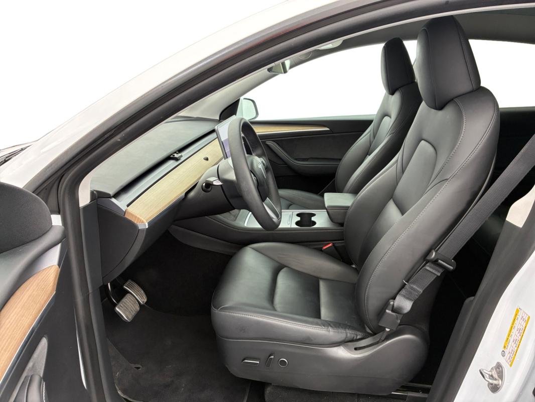 Tesla Model Y - Photo 9