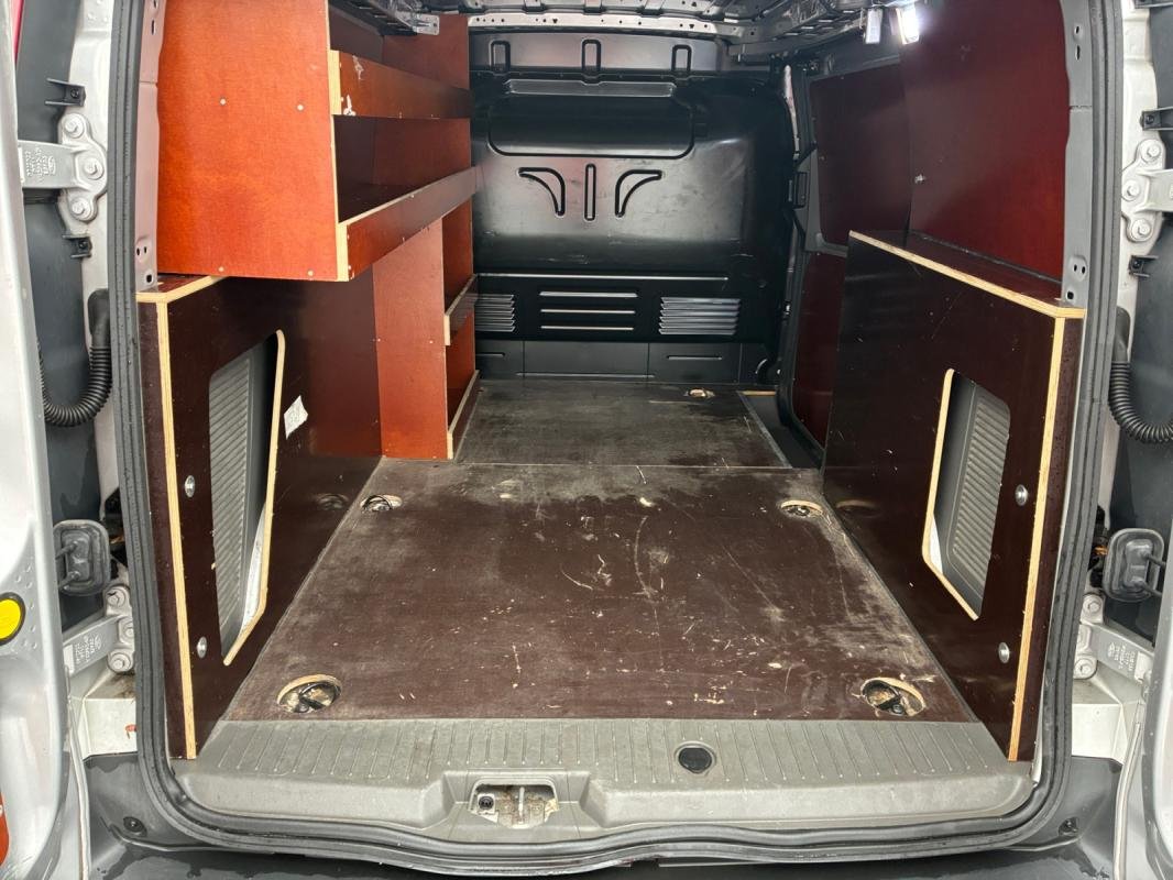 Ford Transit Connect - Photo 15