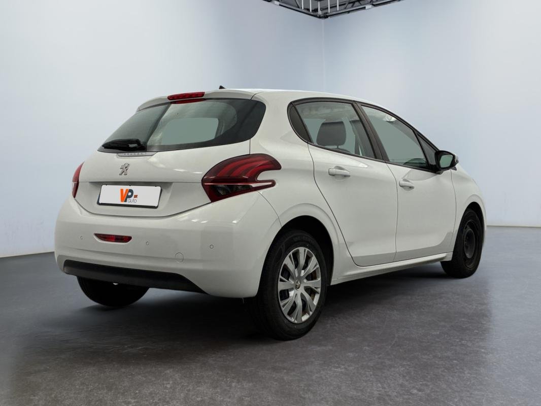 Peugeot 208 affaire - Photo 5