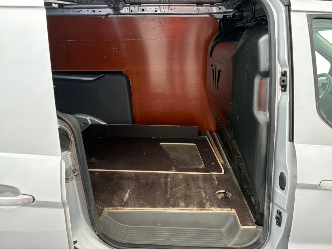 Ford Transit Connect - Photo 14