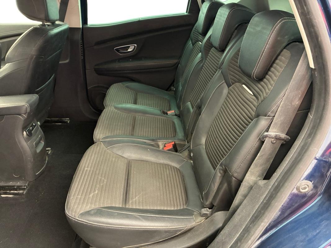 Renault Scénic - Photo 14