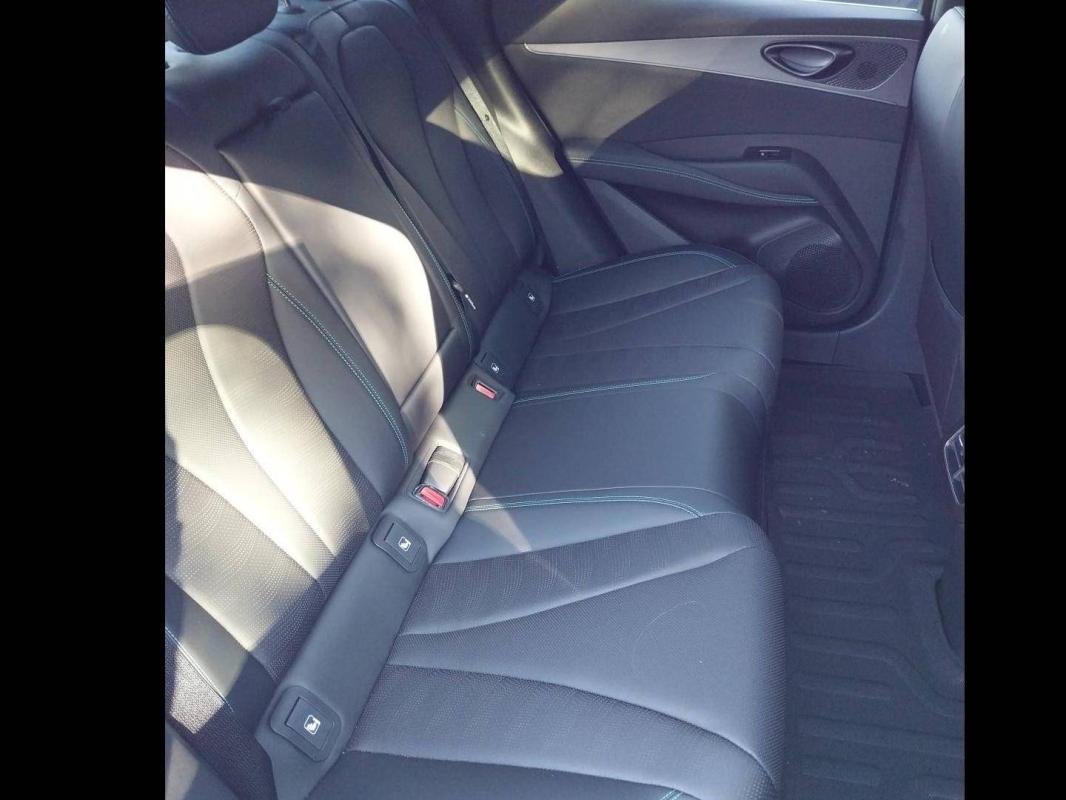BYD Seal - Photo 9
