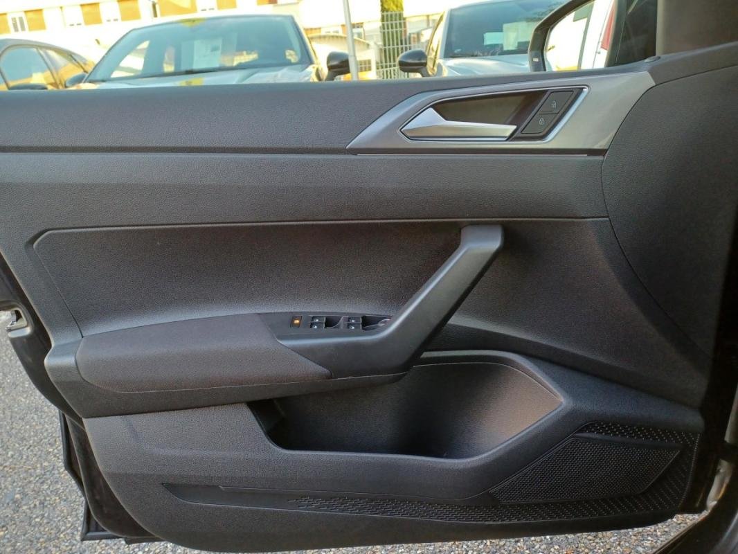 Volkswagen Polo - Photo 18