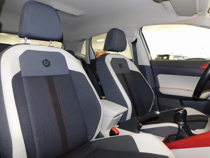 Volkswagen Polo - Photo 14