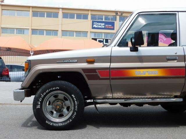 Toyota Land Cruiser - Photo 9