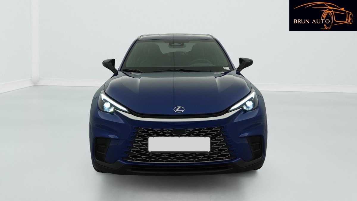 Lexus LBX - Photo 2