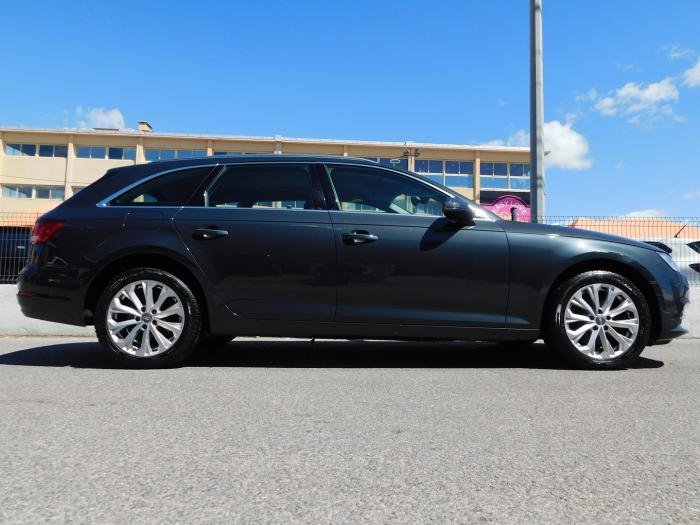 Audi A4 Avant - Photo 3