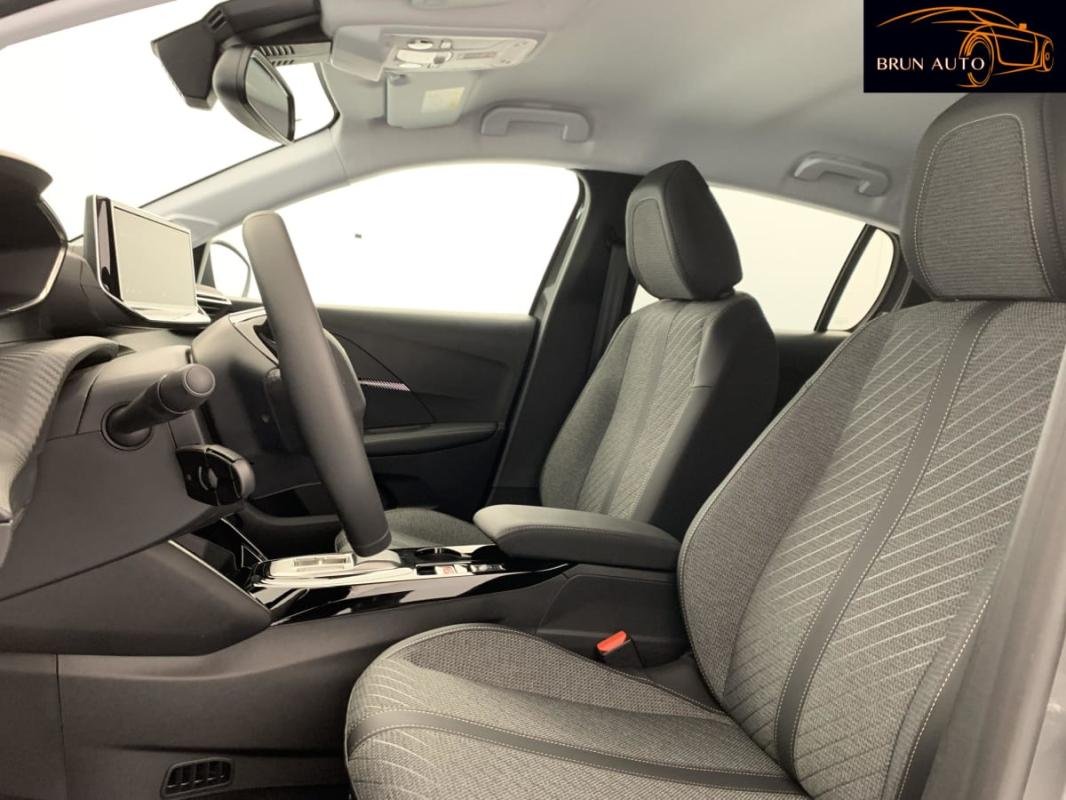 Peugeot 208 - Photo 18