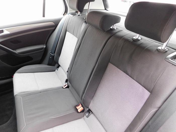 Volkswagen Golf - Photo 14