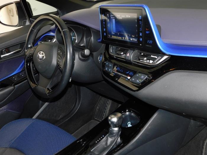 Toyota C-HR - Photo 19