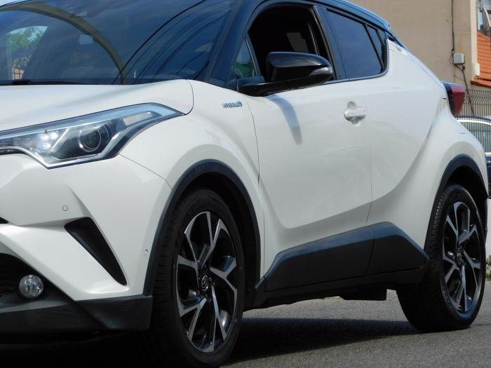 Toyota C-HR - Photo 8