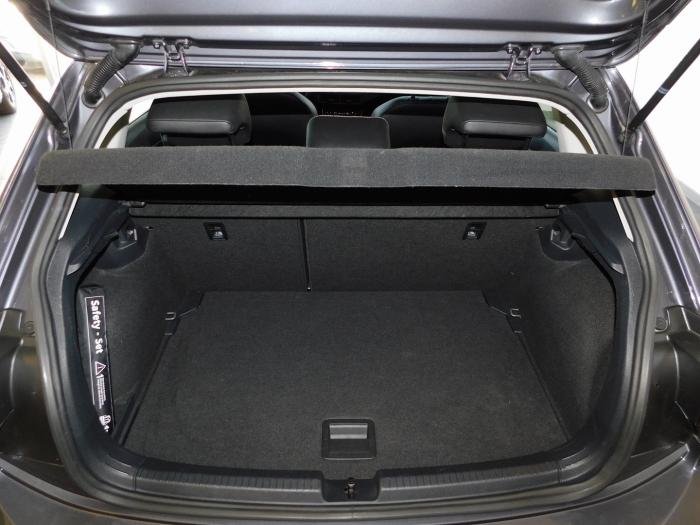 Volkswagen Polo - Photo 18