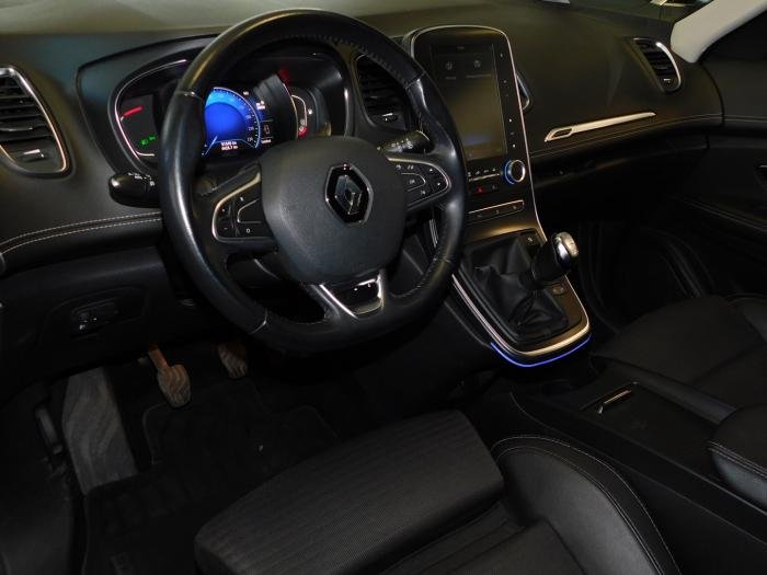 Renault Scénic - Photo 14