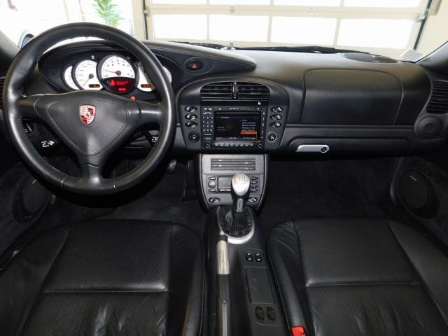 Porsche 911 - Photo 14