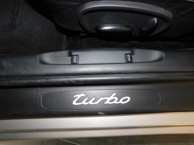 Porsche 911 - Photo 15