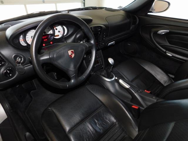 Porsche 911 - Photo 18