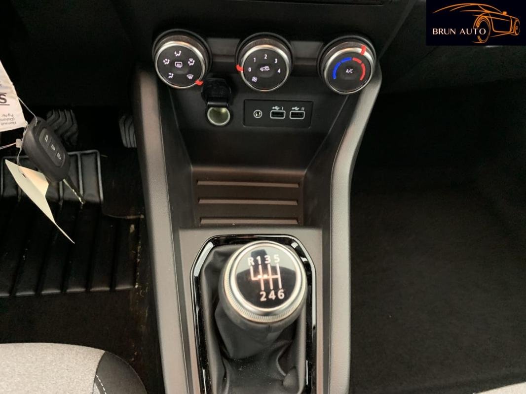 Renault Clio - Photo 18