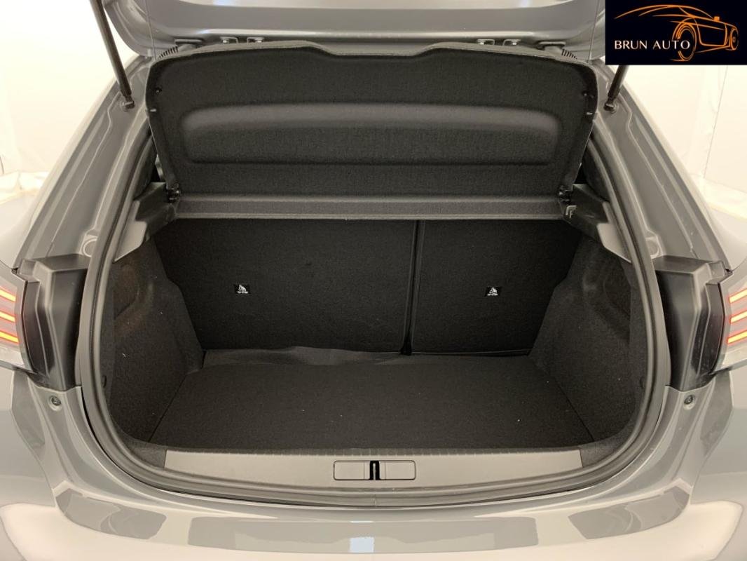 Peugeot 208 - Photo 11