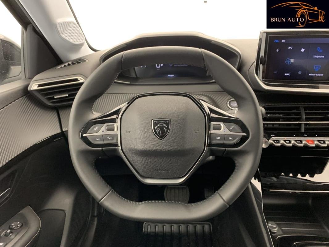 Peugeot 208 - Photo 14