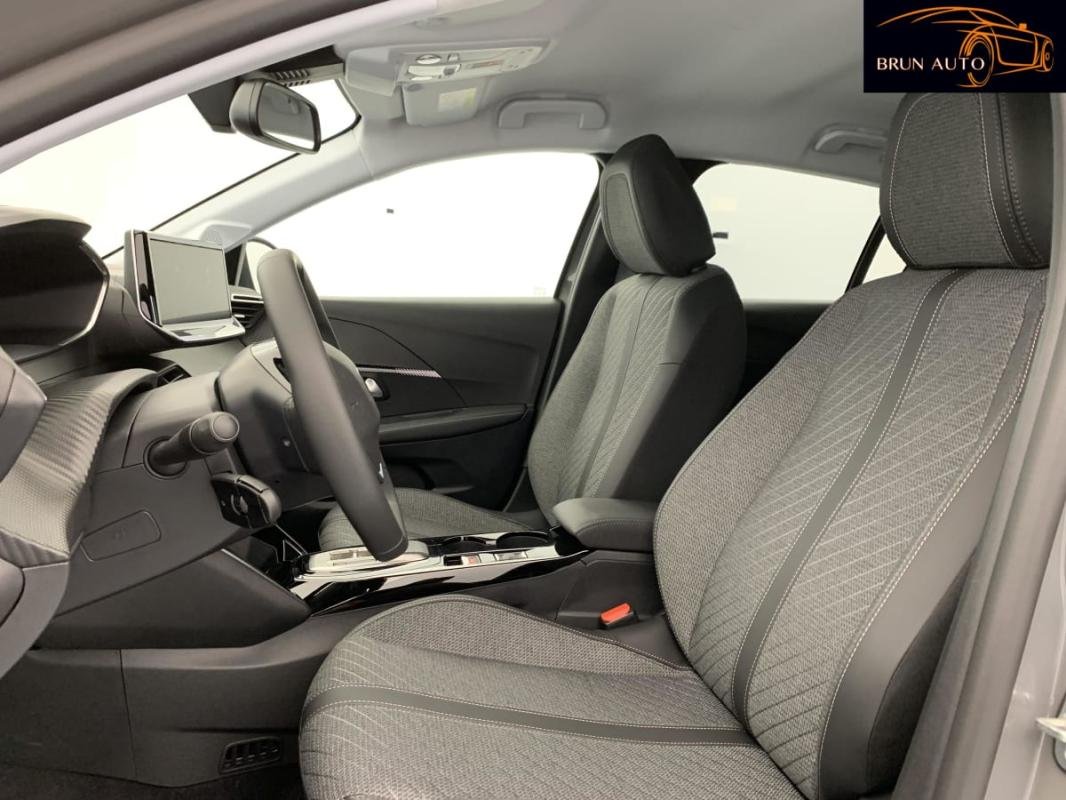 Peugeot 208 - Photo 18