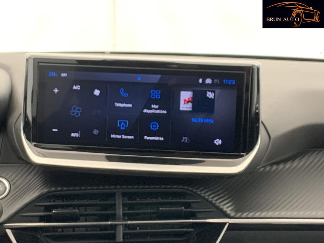 Peugeot 208 - Photo 20