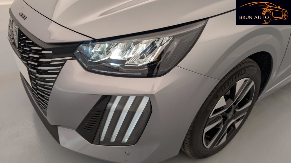 Peugeot 208 - Photo 45