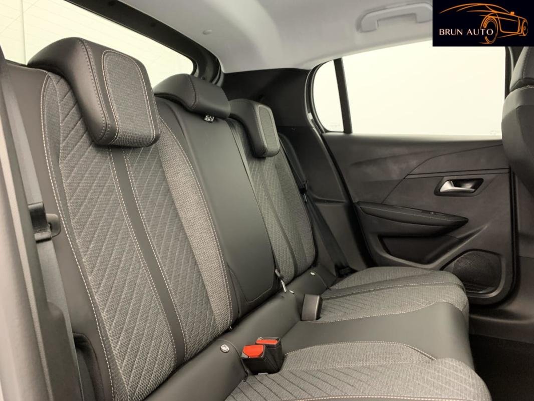 Peugeot 208 - Photo 10