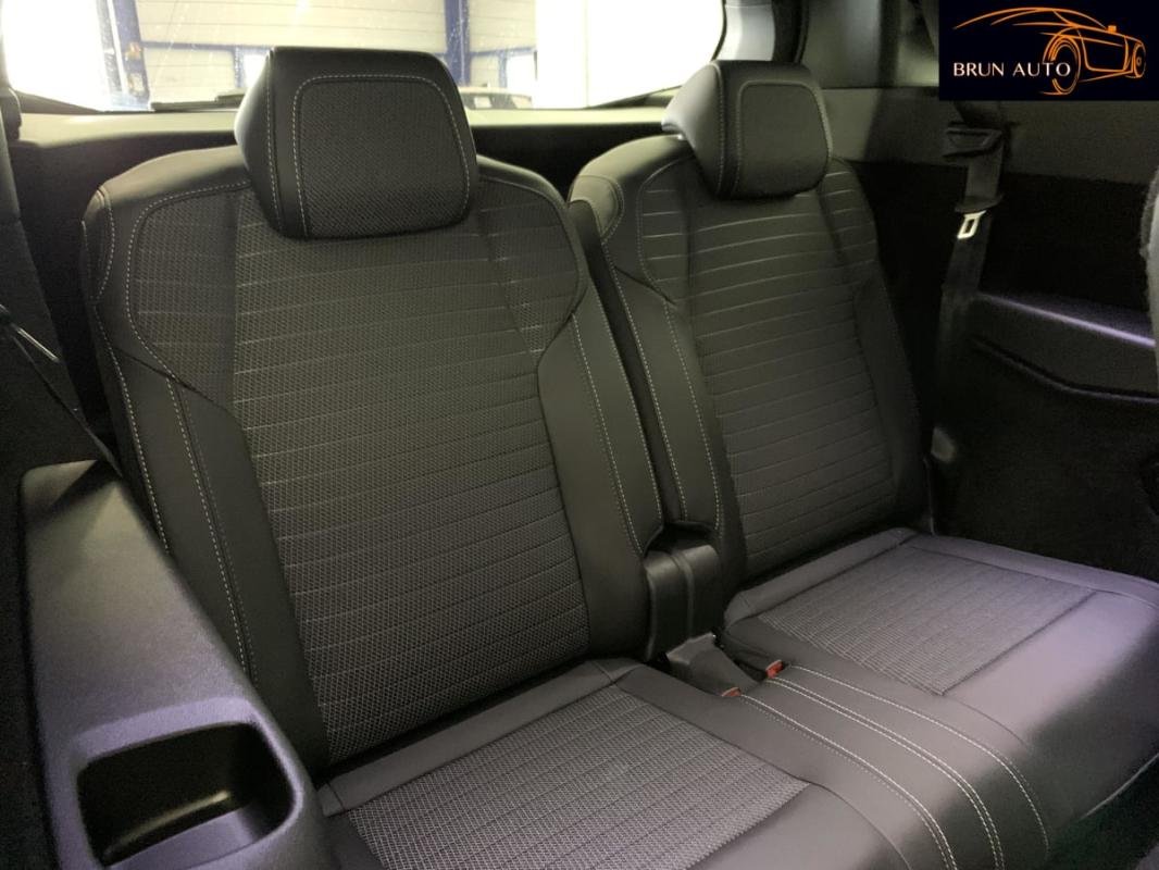 Peugeot 5008 - Photo 11