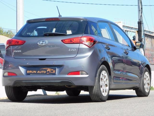 Hyundai i20 - Photo 4