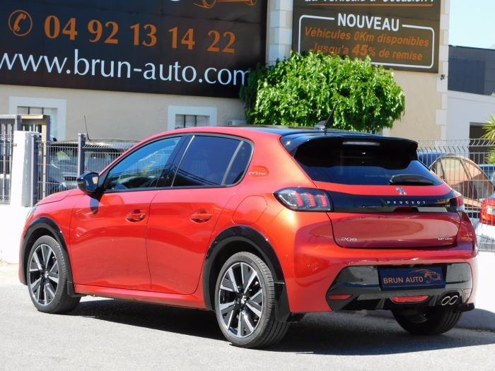 Peugeot 208 - Photo 11