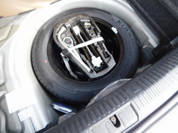Volkswagen Polo - Photo 10