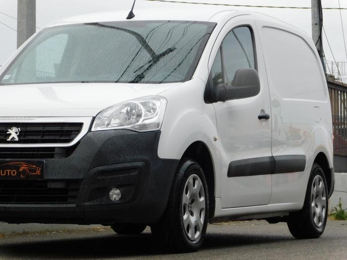 Peugeot Partner Tepee - Photo 12