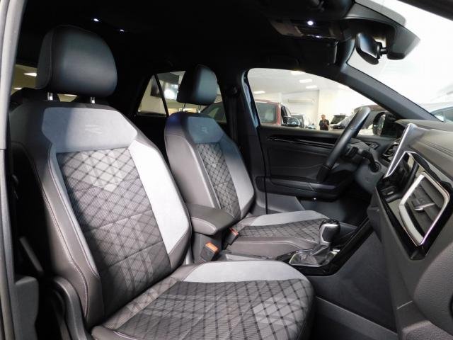 Volkswagen T-Roc - Photo 15