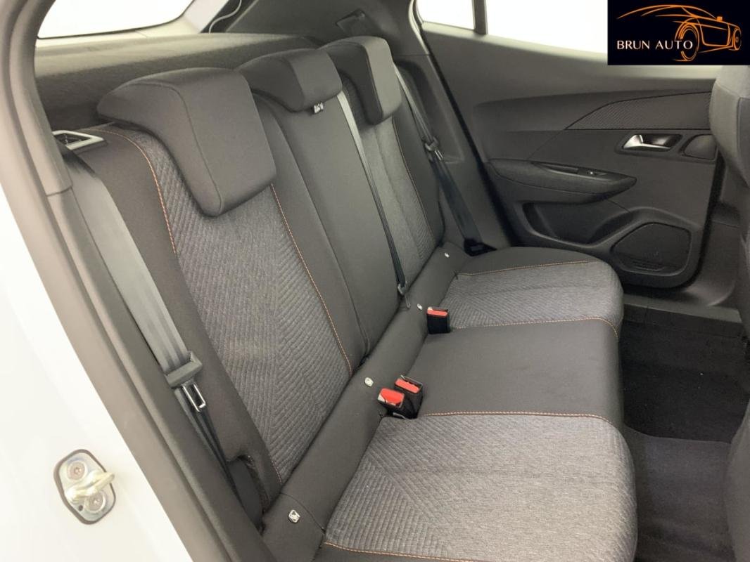 Peugeot 2008 - Photo 10