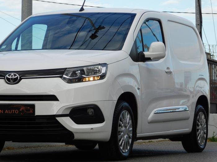 Toyota Proace City - Photo 12